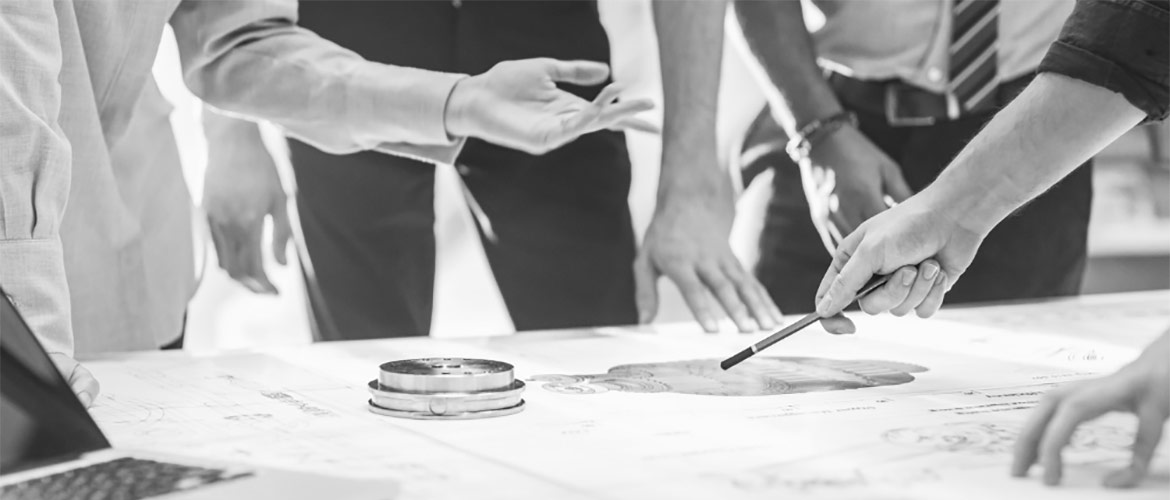 Laurea internazionale in Ingegneria del management e dell'innovazione tecnologica, presso il Polo Accademico Internazionale, Cagliari. 